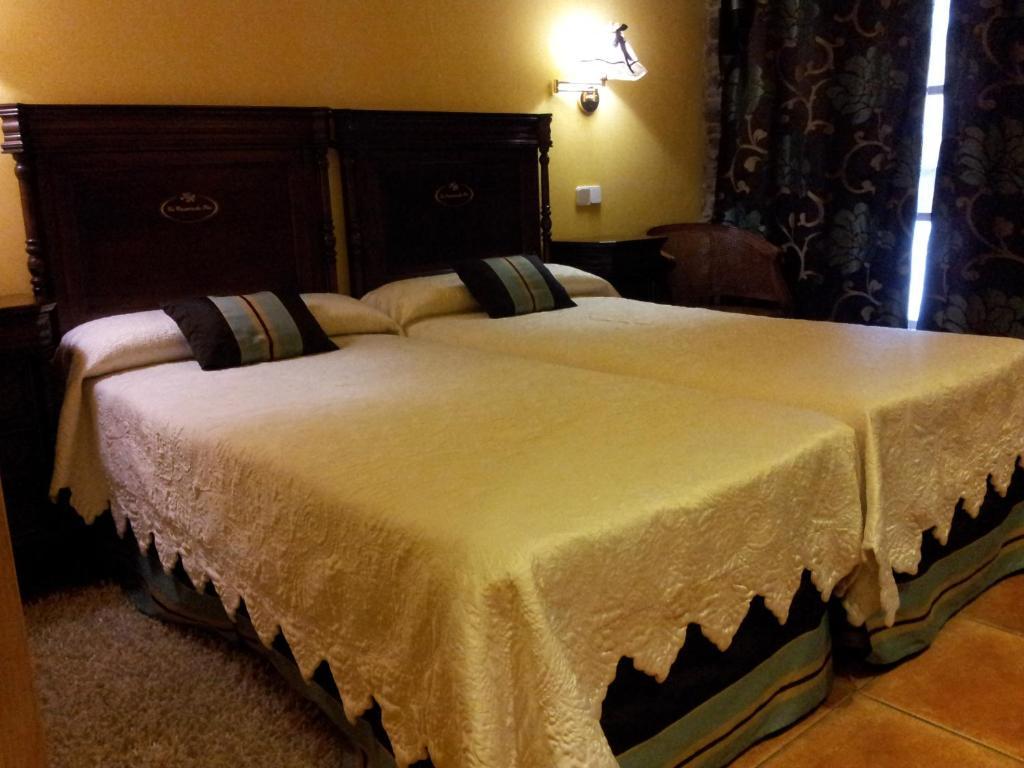 La Casona De Pio Hotel Cudillero Bagian luar foto